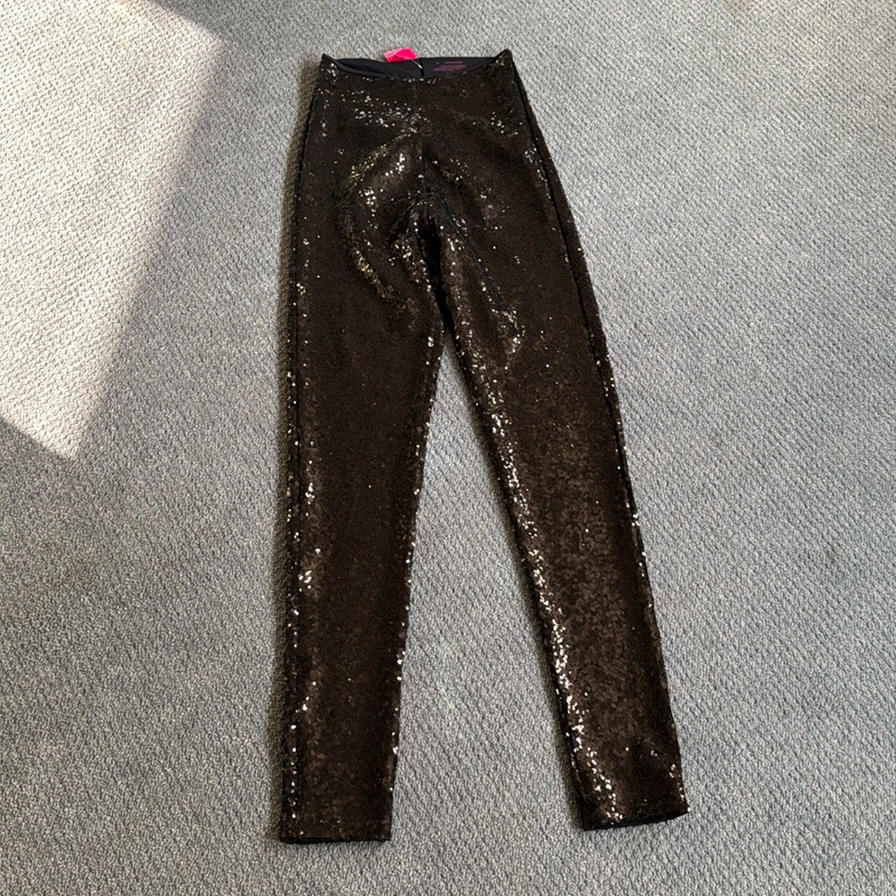 COMMANDO SEQUIN LEGGINGS  NWT    ORIGINAL PRICE $220.00